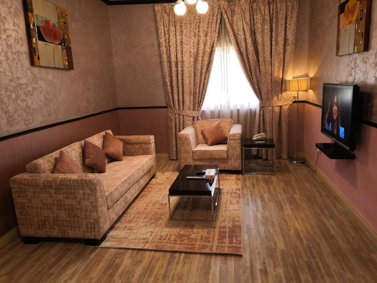 Boulevard City Suites Hotel Apartments Дубай Екстериор снимка