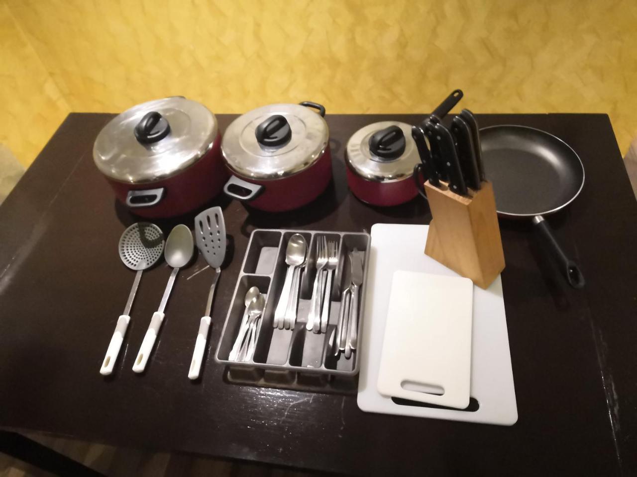 Boulevard City Suites Hotel Apartments Дубай Екстериор снимка