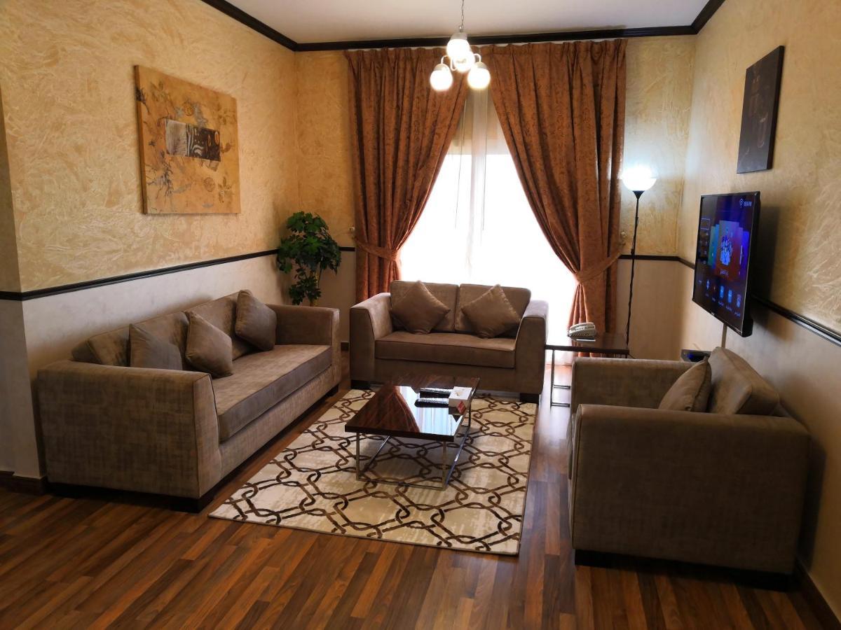 Boulevard City Suites Hotel Apartments Дубай Екстериор снимка